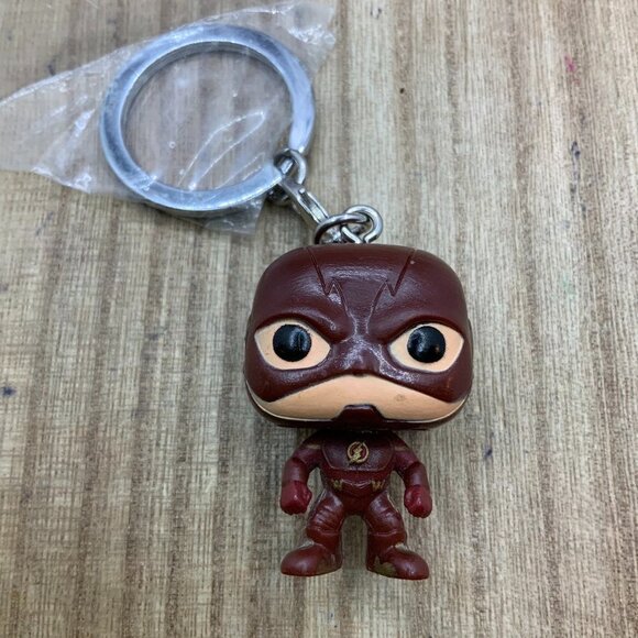 Funko DC Comics The Flash Pocket Pop Key Chain - Picture 1 of 9